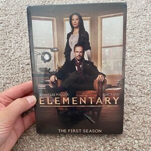 🎥🕵️YOUR NEW FAVE DETECTIVE!🕵️🎥 NWT 'Elementary' Season 1 DVD